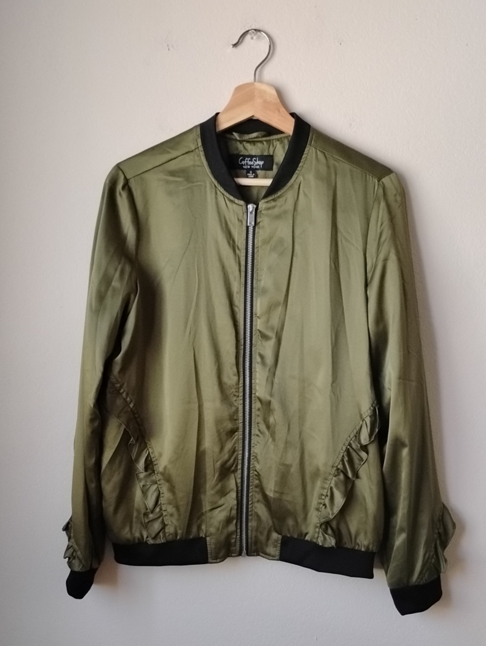 🍁🍂 CoffeeShop Satin Olive Bomber Jacket with Black Trim